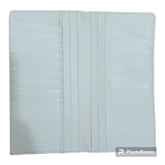 Salvatore Ferragamo Long Bill Compartment Leather Used Auth IY-660440 - Picture 4 of 12